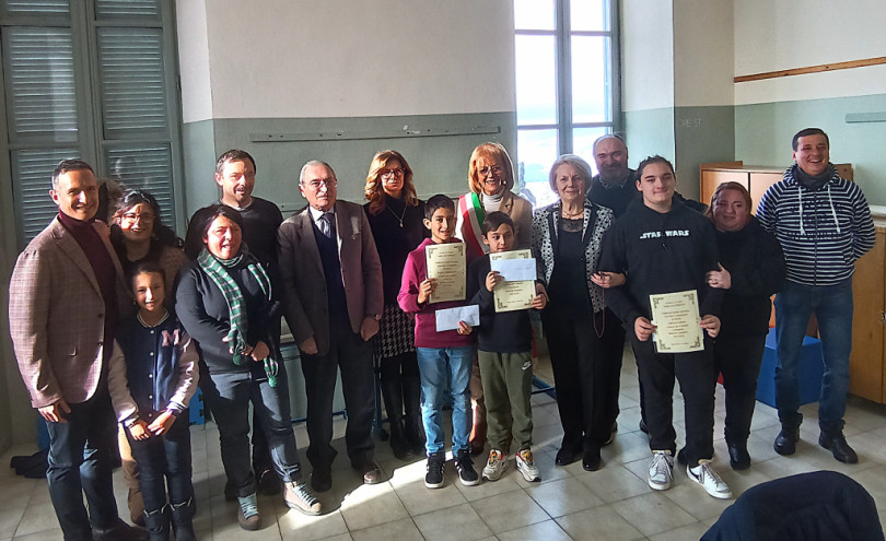 Consegnate le borse di studio 